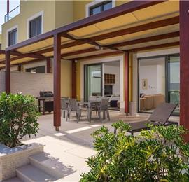 Selection of Beachfront Villas with Pools and Sea Views on Ciovo island near Trogir, Sleeps 8 - 12